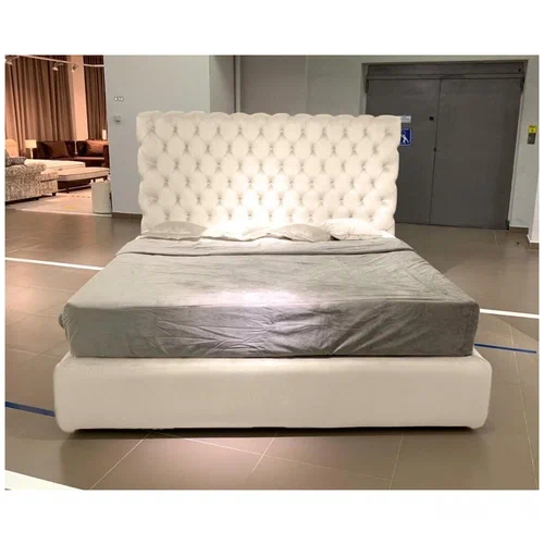 عازل مرتبة سرير 